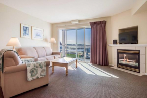 Waters Edge 302